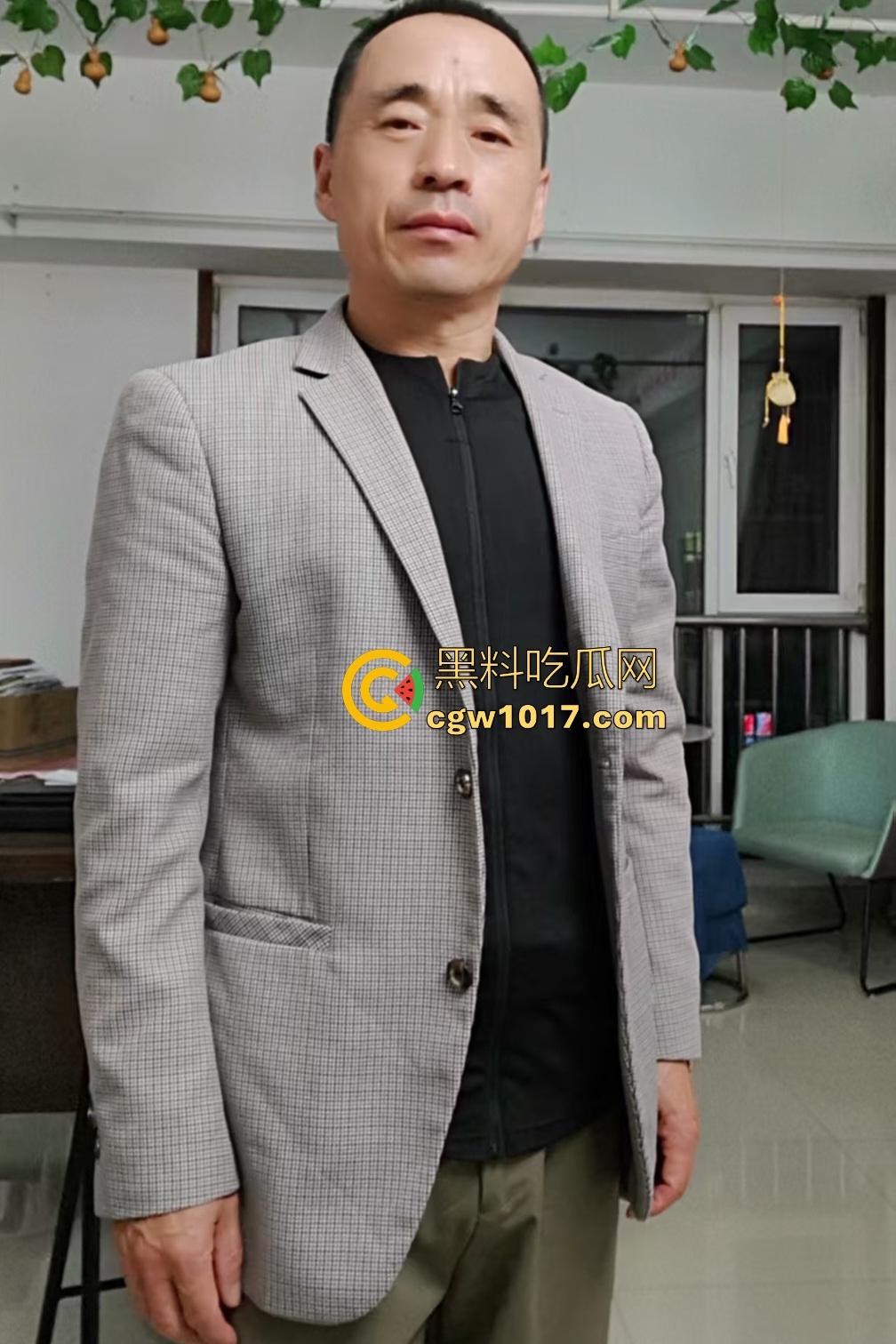 河北超市机器响工作人员逼老人脱光自证清白，还要搜身，这太过分了，大爷说“骗我脱完就不管了”？  第1张