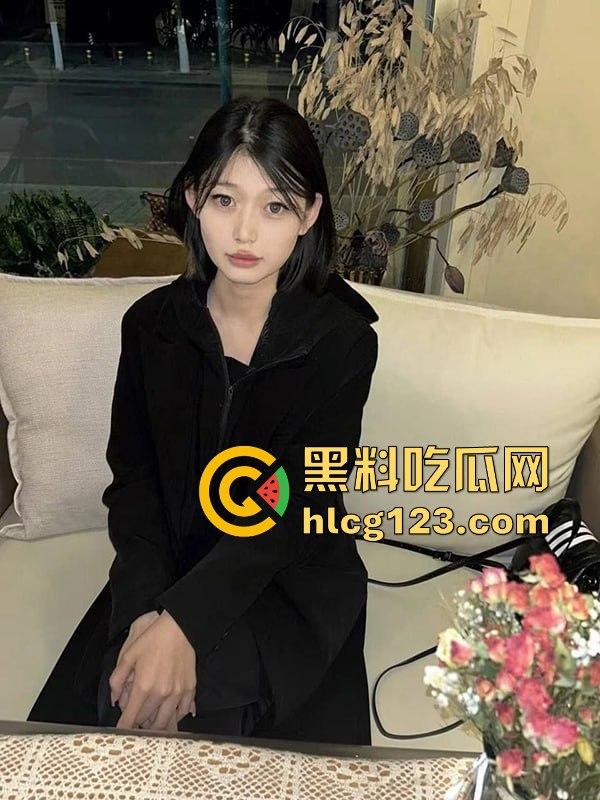 宁夏大学美女校花『马莹莹』反差母狗被玩坏!男友翻身猛抽插让她欲仙欲死! 第3张 宁夏大学美女校花『马莹莹』反差母狗被玩坏!男友翻身猛抽插让她欲仙欲死! 第3张