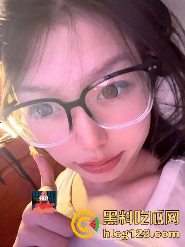 宁夏大学美女校花『马莹莹』反差母狗被玩坏!男友翻身猛抽插让她欲仙欲死! 第11张 宁夏大学美女校花『马莹莹』反差母狗被玩坏!男友翻身猛抽插让她欲仙欲死! 第11张