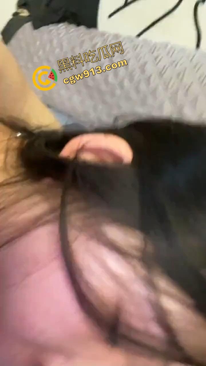 湖南师大校花级大四女生【李梦瑶】吻起来小心翼翼，床上却变身鸡巴爱好者，口活堪称神技！  第7张