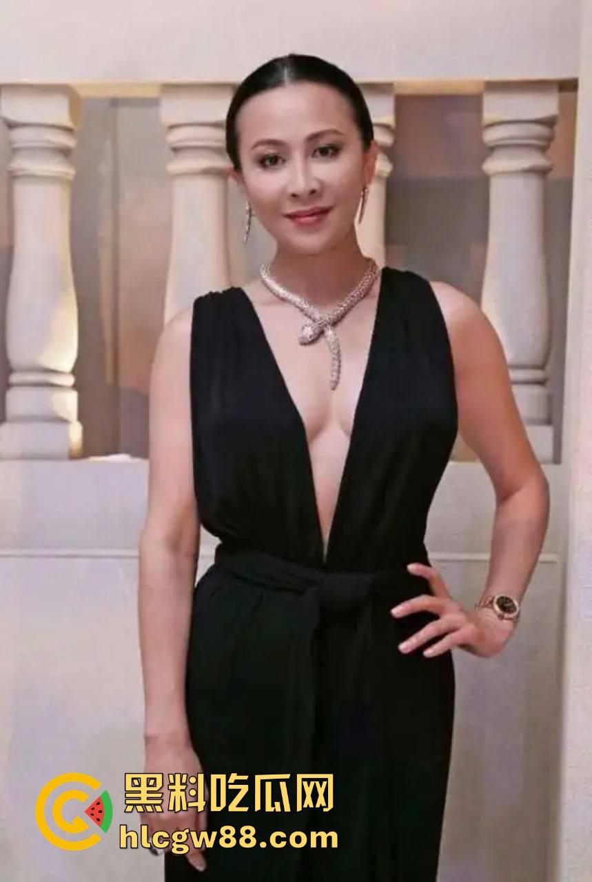 香港女星【刘嘉玲】当年被绑架强奸的视频泄露流出，匪徒无套颜射 虽画质模糊但依稀看得出是本人！  第2张