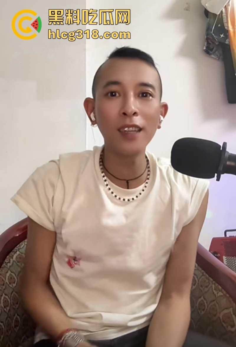 抖音网红【宏少传媒】沐足调戏微胖大奶技师，加钟外出约炮，边操边视频聊天炫耀！  第4张