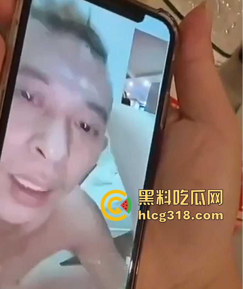 抖音网红【宏少传媒】沐足调戏微胖大奶技师，加钟外出约炮，边操边视频聊天炫耀！  第12张