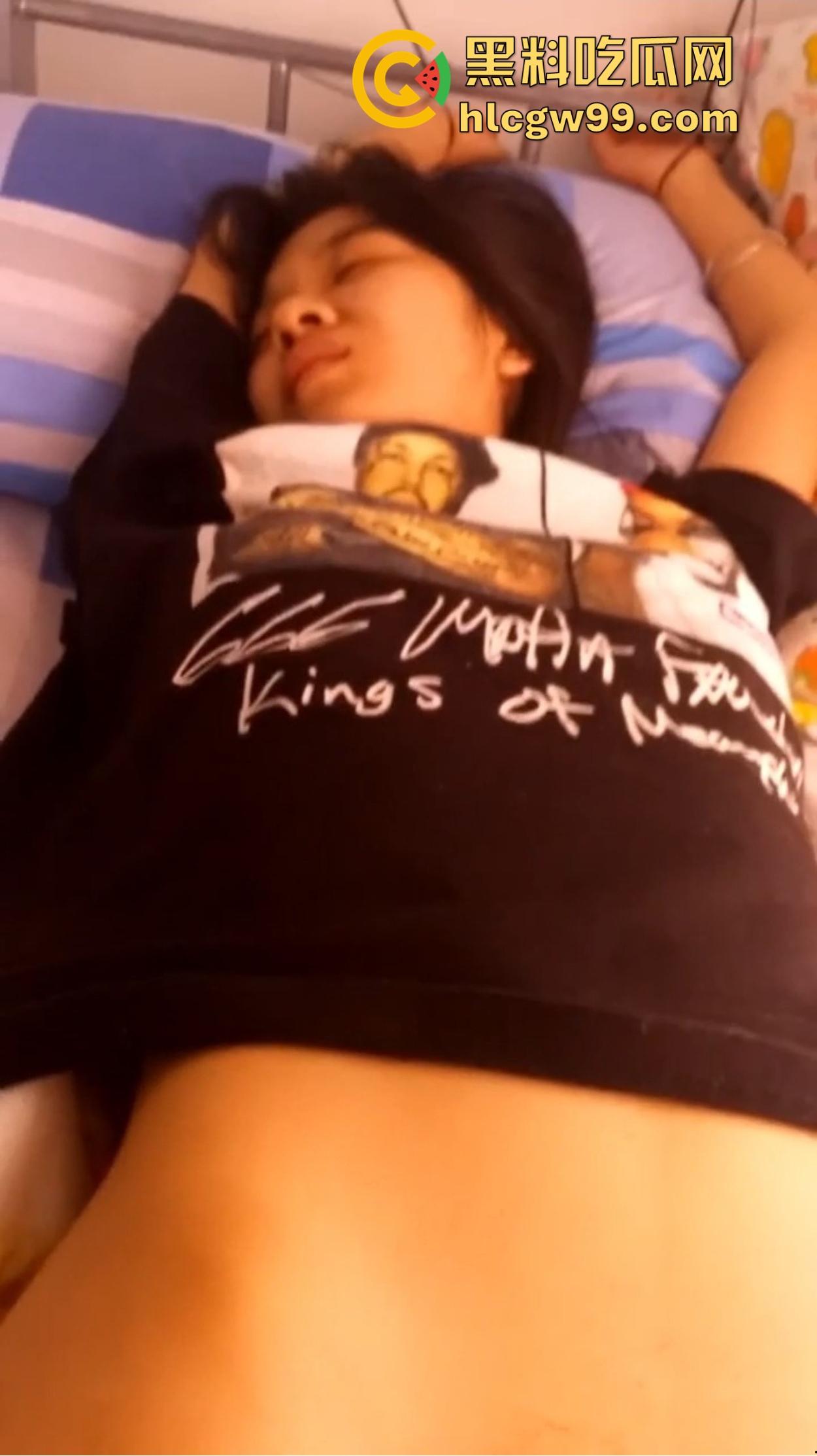 捆绑调教河北气质女大学生『孙珂儿』被金主包养成性奴，视频流出跪舔口爆吞精，娇喘着任人玩弄！  第5张