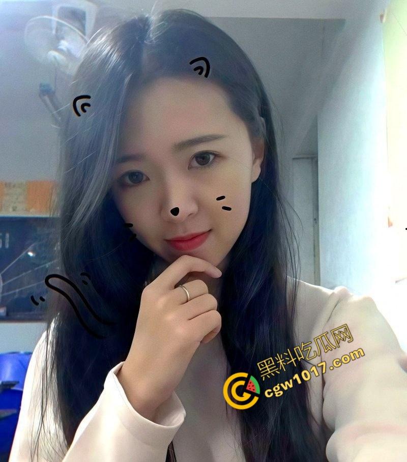 四川成都极品人妻震惊瓜圈！8猛男齐上仍饥渴难耐，三洞齐开，迷人的身材与激烈镜头让人血脉喷张！  第2张