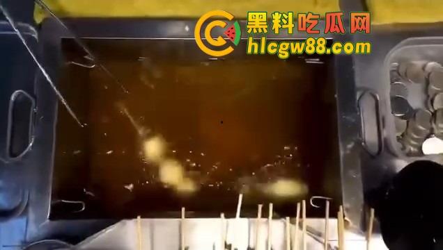 台妹大奶真空炸鲜奶，奶香四溢晃得人神魂颠倒，炸的不止是奶 是我的理智，夜市鲜奶西施让我一口都不想放过！  第4张