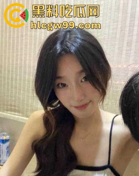 西安职业技术学院【苏妙玲】和男友的情趣生活分手后遭男友曝光！表面御姐私底下最爱穿情趣内衣被操，独家曝光！  第1张