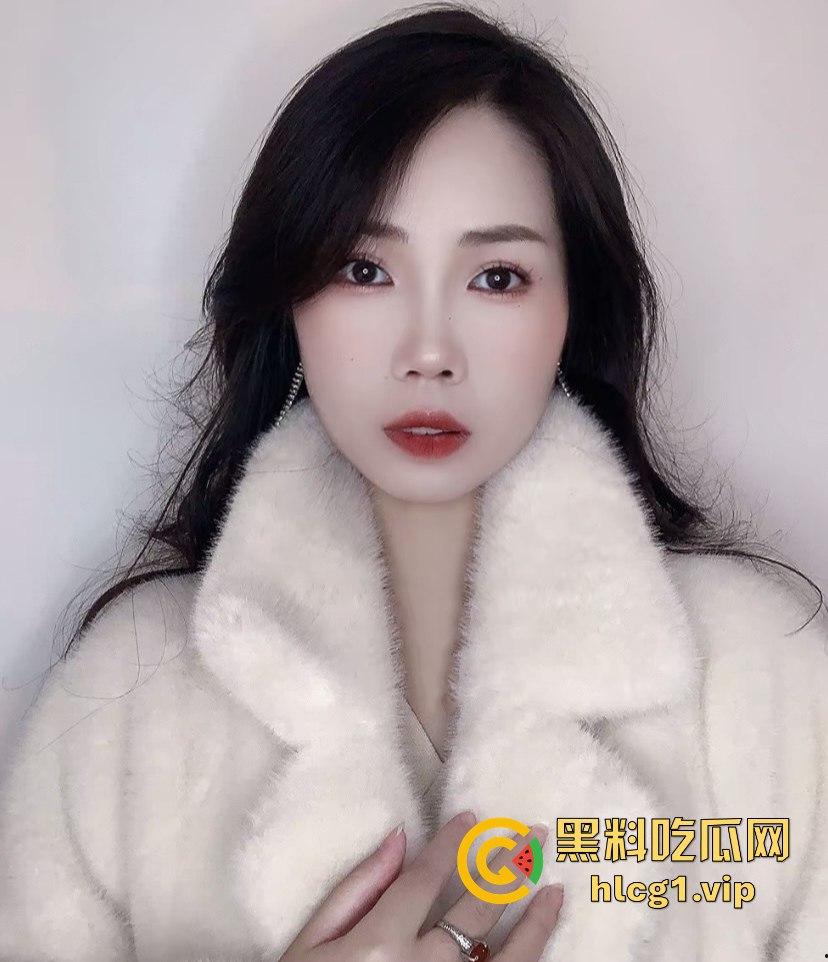 抖音网红菲尔裸舞视频曝光！高端定制漏脸顶B，风韵少妇性感魅力无法抵挡！  第5张