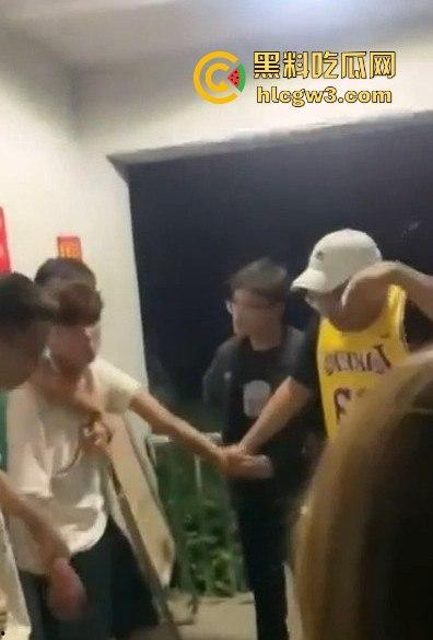 安徽校园内衣大盗现场翻车！臭袜子满地，小伙口味重，偷遍女宿舍内裤，活脱脱现代采花贼！  第3张