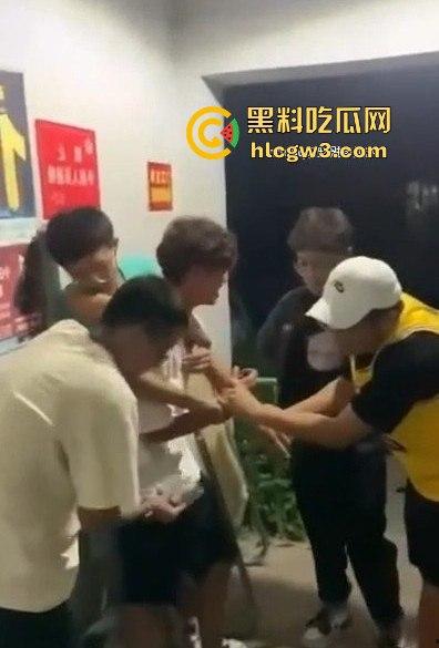 安徽校园内衣大盗现场翻车！臭袜子满地，小伙口味重，偷遍女宿舍内裤，活脱脱现代采花贼！  第4张