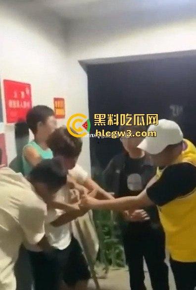 安徽校园内衣大盗现场翻车！臭袜子满地，小伙口味重，偷遍女宿舍内裤，活脱脱现代采花贼！  第5张