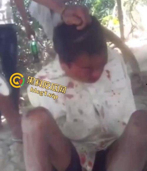 缅甸妙瓦底军阀虐待人质视频曝光，男子被殴打至面目全非，血迹斑斑的恐怖真相！  第9张