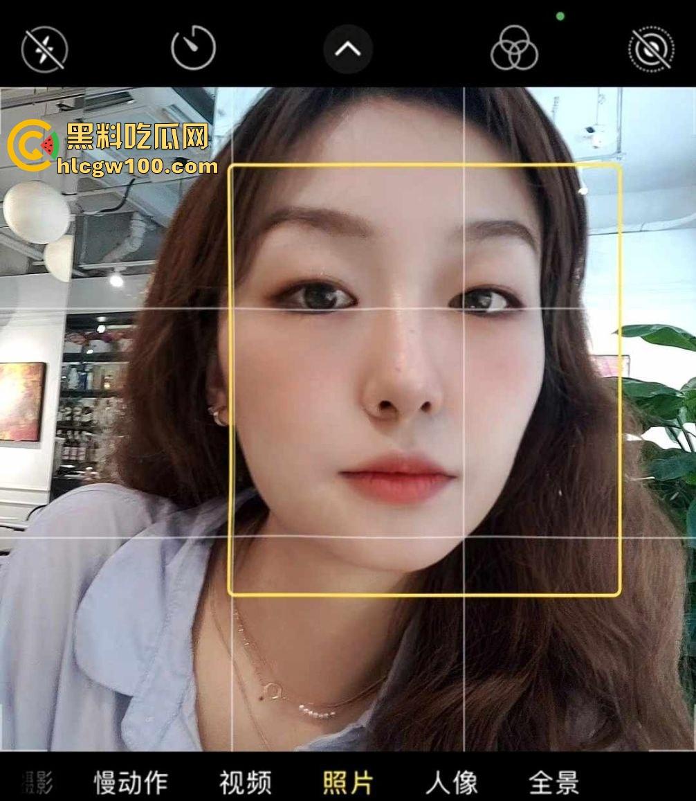 河南法院【程雯雯】被渣男前男友曝光45秒啪啪视频，清冷外表反差母狗，蜜穴美乳玩得停不下来！  第1张