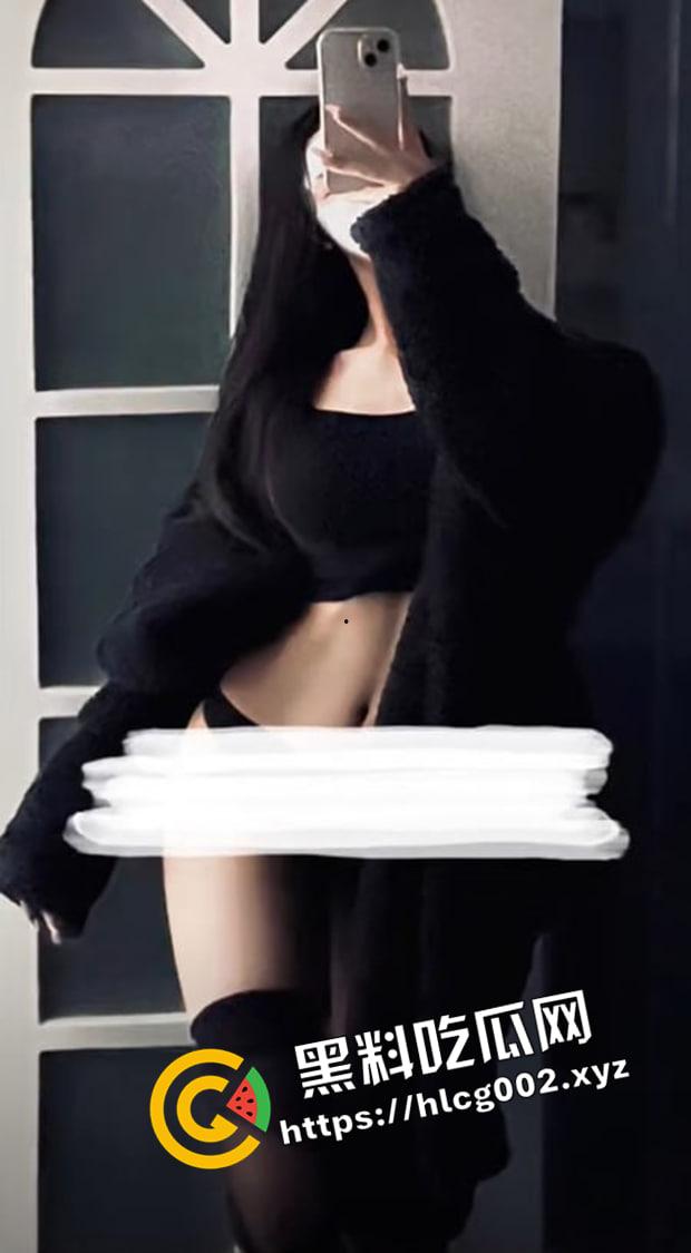 湖南百万粉丝网红护士【小姗爱吃肉】被榜一大哥砸钱拿下 私密照流出被威胁上门送逼 纯种臭母狗啊  第8张