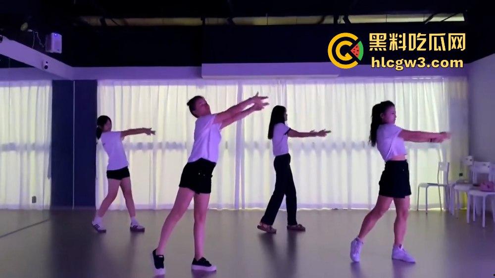 浙江宁波白富美网络征婚 结婚就送“30年未使用的全新处女膜”一个 婚前不让碰 婚后才能操  第6张