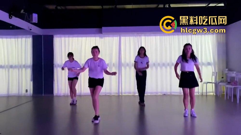 浙江宁波白富美网络征婚 结婚就送“30年未使用的全新处女膜”一个 婚前不让碰 婚后才能操  第8张