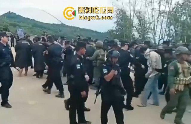 佤邦大动作当阳园区被一锅端  七百余人押解至永和口岸移交东大 场面堪比大片！ 第6张