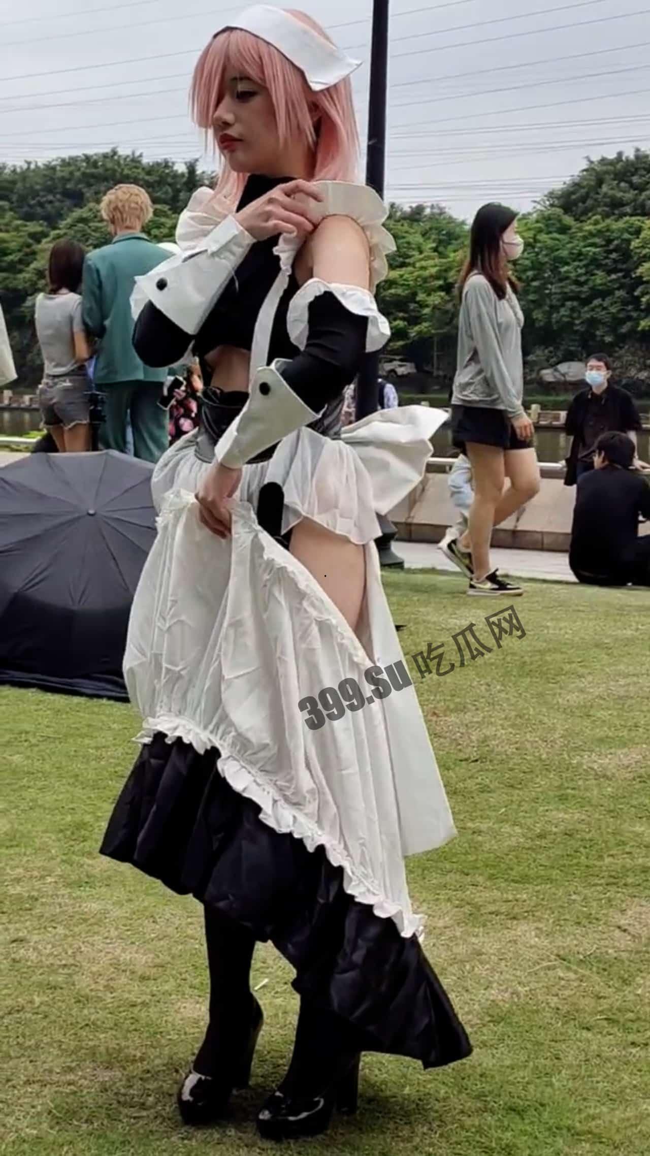 漫展的福利姬们  都是父母的骄傲 第2张