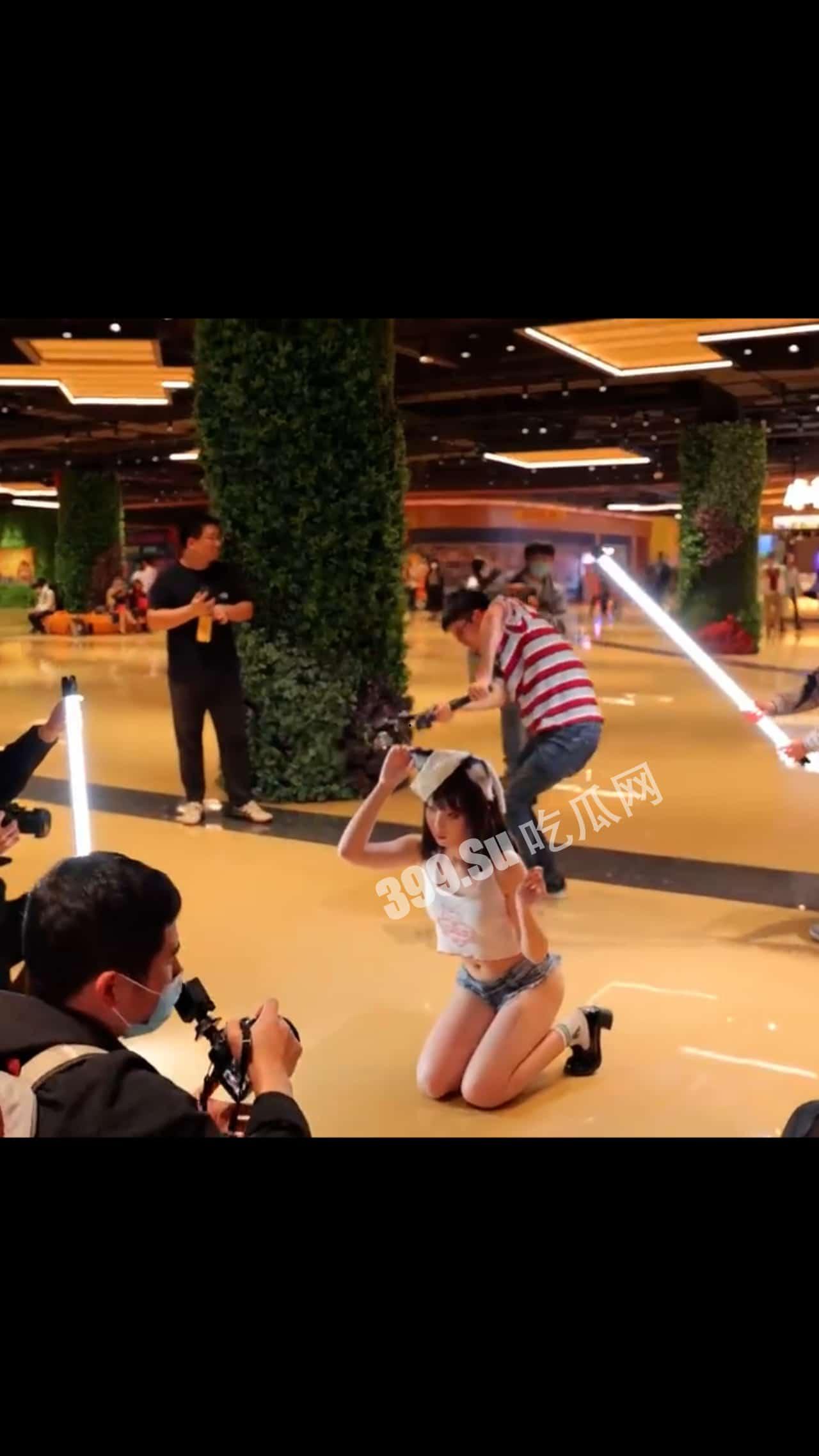 漫展的福利姬们  都是父母的骄傲 第7张