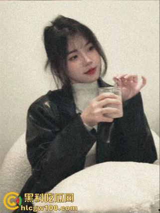 宁波大学管理学院反差婊【潘钰洁】给富二代当狗，玩出白浆无套抽插被男友发现怒爆  第9张