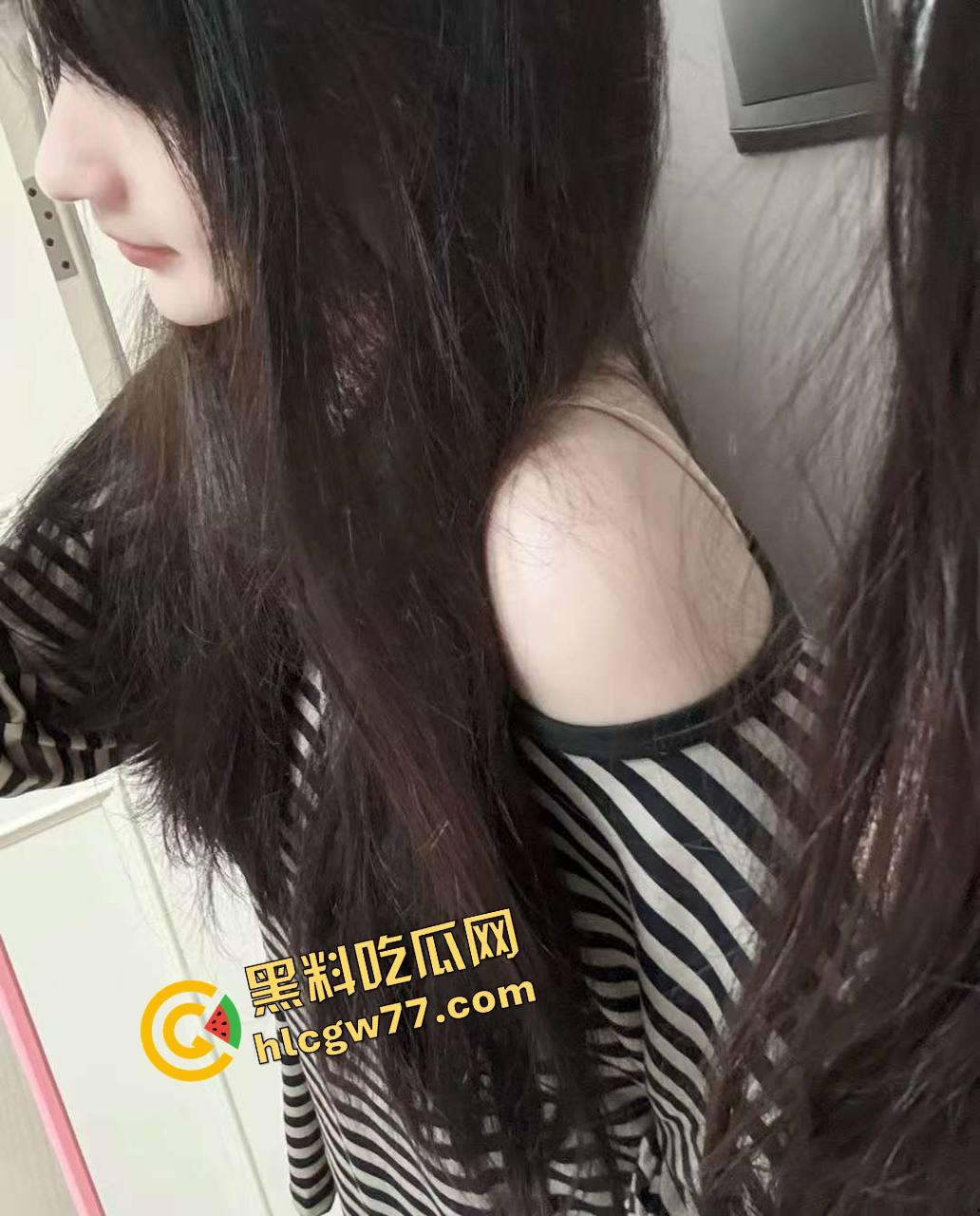 龟男520舔到极致，为了透女友批甘愿被踢蛋求饶，档都快废了，但今晚一定要日到！  第3张