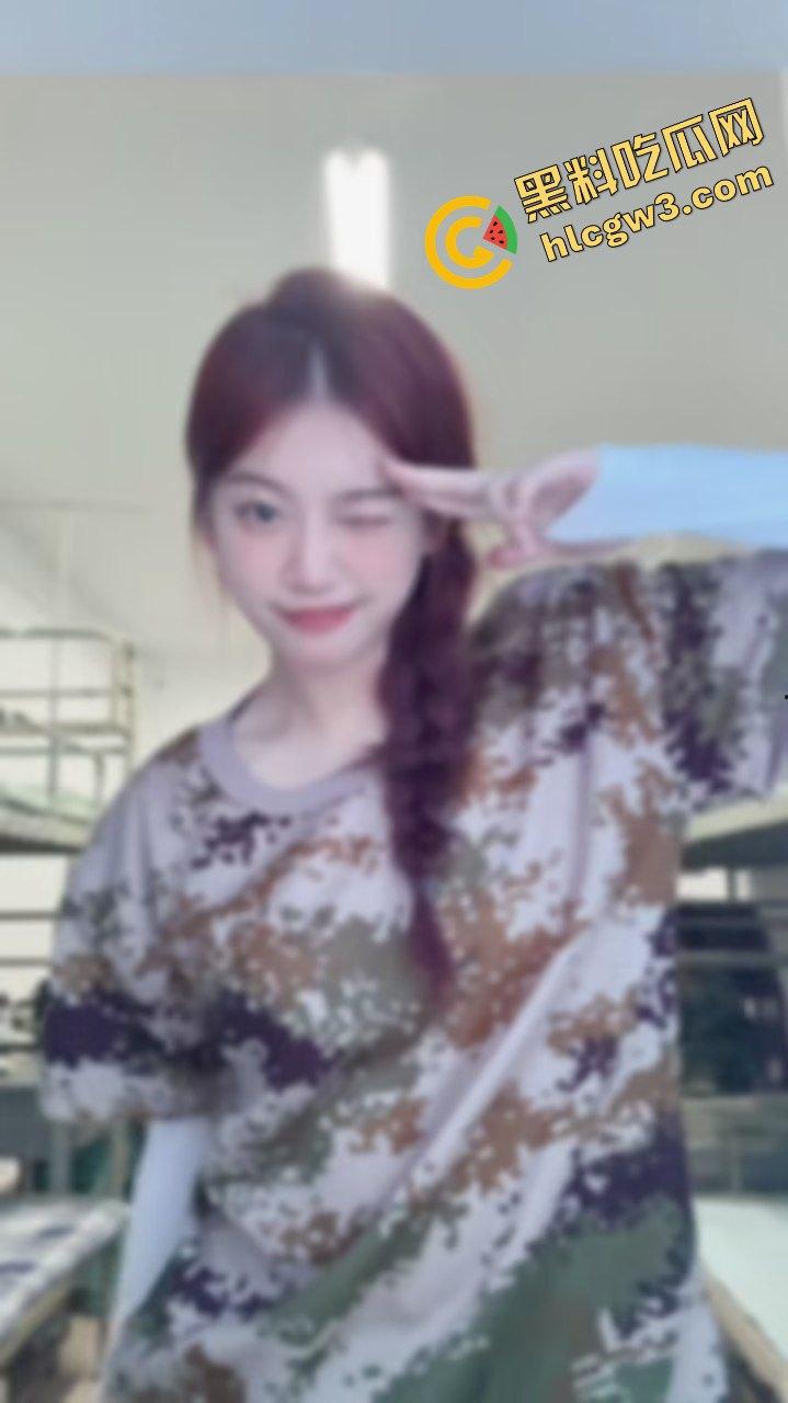 陕西科技大学反差骚鸡女学生『小红豆』下海约炮大哥被曝 美乳嫩体爆干骚逼！原创曝光流出！  第3张