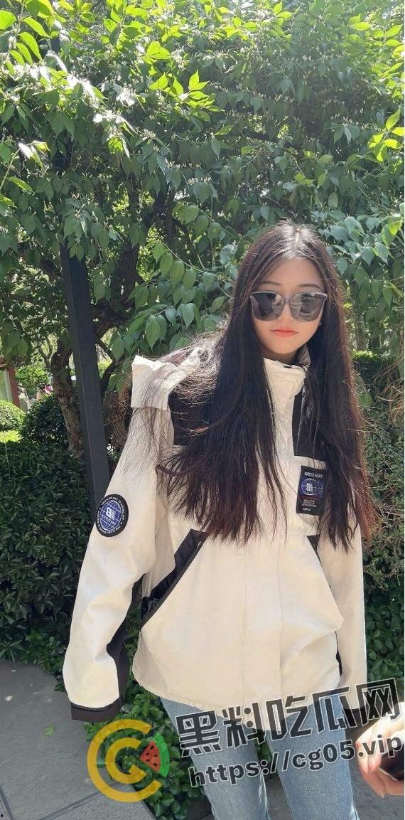 快手助眠主播【桃子】40w粉丝金主福利流出 直接干封号 不愧是声音主播 床上叫的就是比一般人骚  第6张