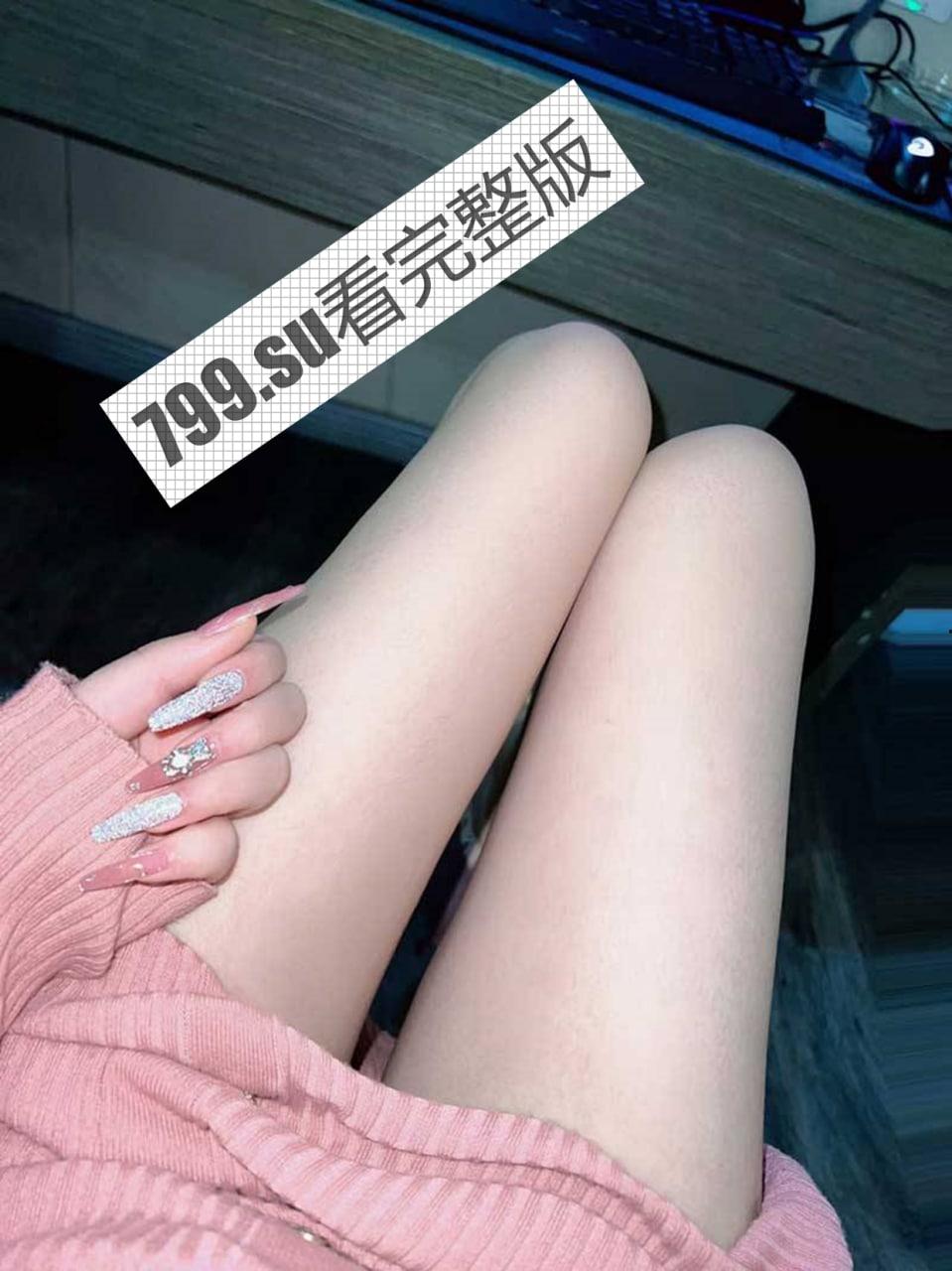 上海舞蹈老师 刘明 X 网曝门 精品私密自拍流出 胸大到不能呼吸！  第4张