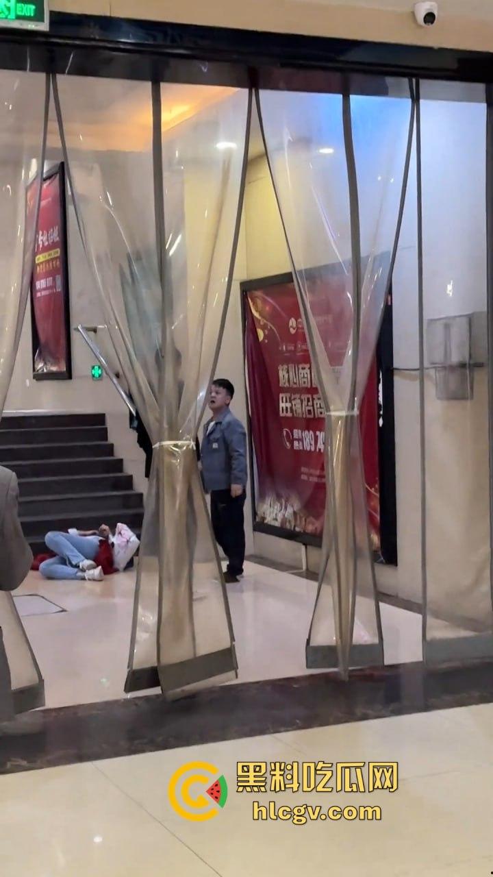 湖南怀化硬核抢女朋友!打赢了配偶权就归你,高矮搭配也能整出喜剧效果! 第6张 湖南怀化硬核抢女朋友!打赢了配偶权就归你,高矮搭配也能整出喜剧效果! 第6张