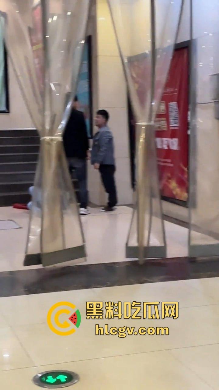 湖南怀化硬核抢女朋友!打赢了配偶权就归你,高矮搭配也能整出喜剧效果! 第7张 湖南怀化硬核抢女朋友!打赢了配偶权就归你,高矮搭配也能整出喜剧效果! 第7张