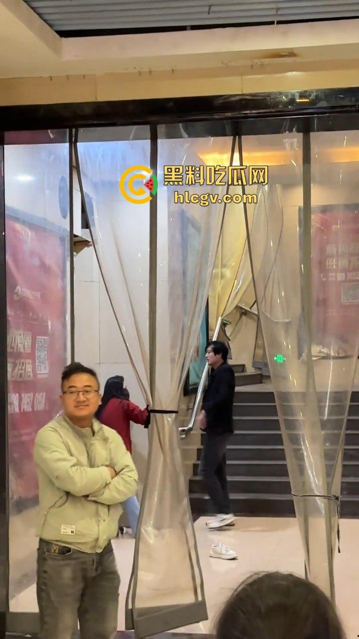 湖南怀化硬核抢女朋友!打赢了配偶权就归你,高矮搭配也能整出喜剧效果! 第8张 湖南怀化硬核抢女朋友!打赢了配偶权就归你,高矮搭配也能整出喜剧效果! 第8张