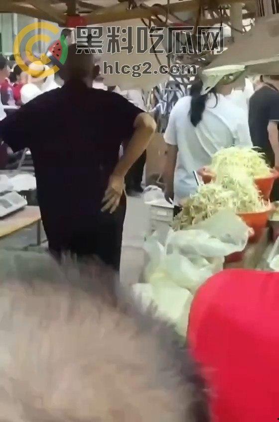 辽宁沈阳天山路亚明市场灭门惨案！争夺摊位引发血案，女儿帮忙卖菜竟成牺牲品！  第10张