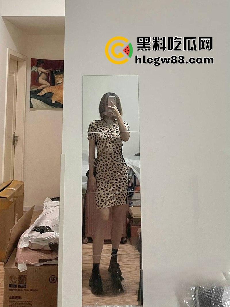 郑州师范大学经济管理学院【郭莲】勾引男生成校园精盆,骚逼天天被操的都快烂了! 第7张 郑州师范大学经济管理学院【郭莲】勾引男生成校园精盆,骚逼天天被操的都快烂了! 第7张