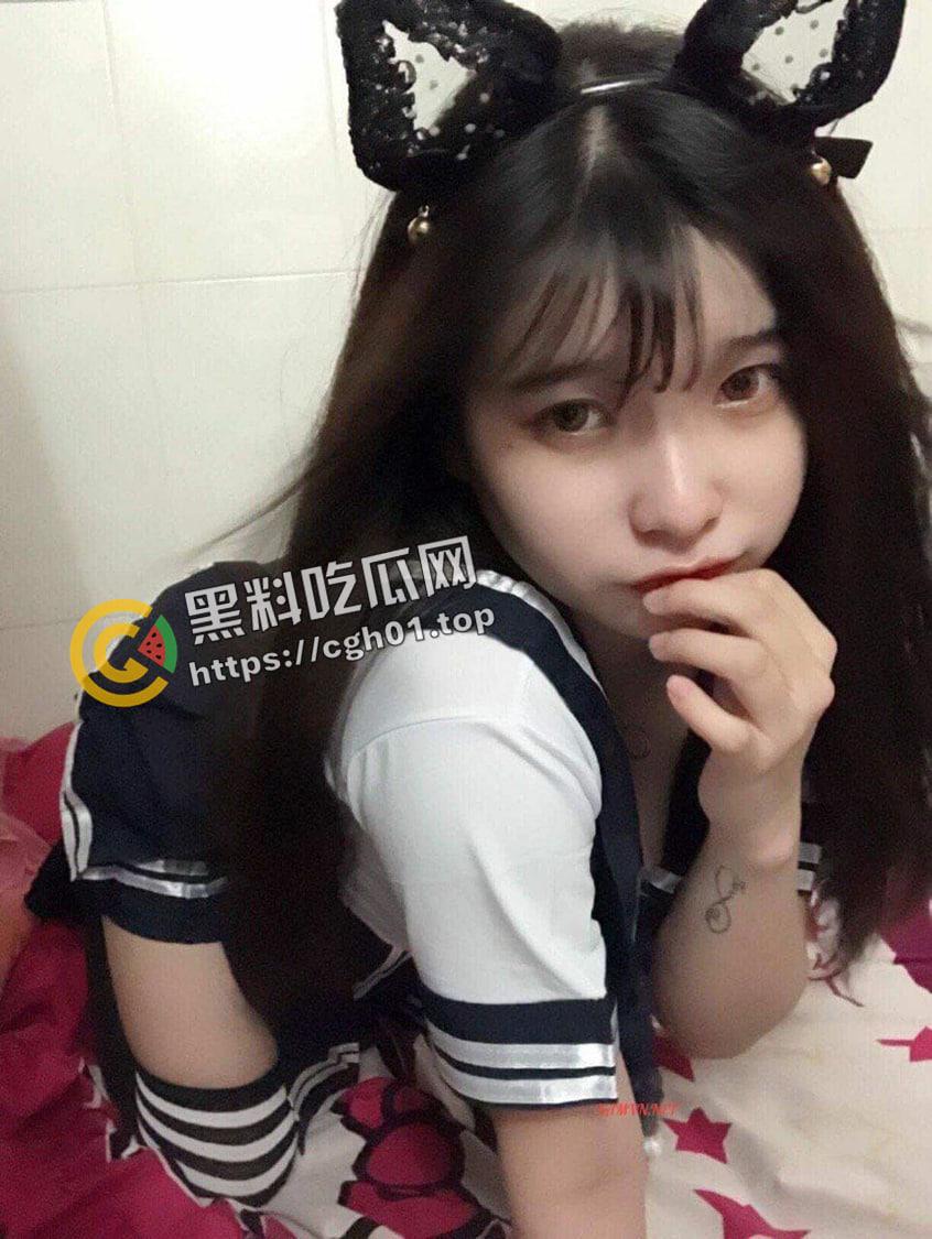 杭州漫展烂裤裆女coser 肉体交易免费拍照 反差婊逼都被草黑了 私密视频被男友流出  第5张