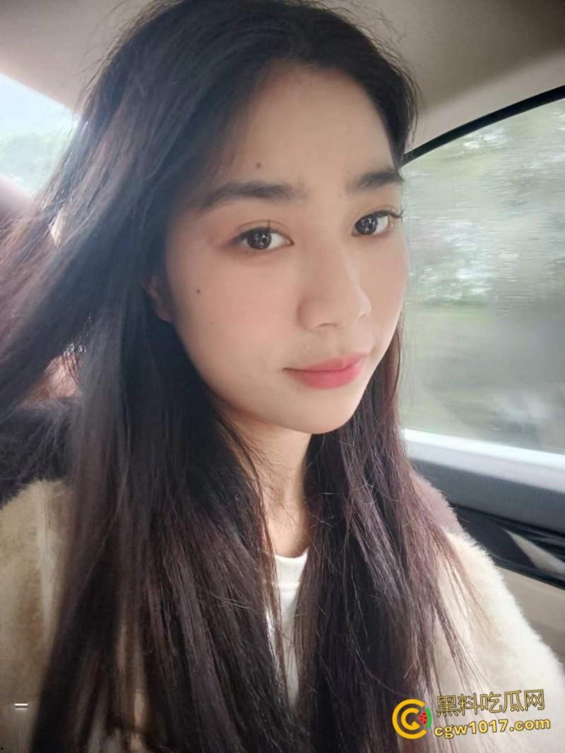 高颜值反差舞蹈生,难以抵抗金钱诱惑成为金主性奴,胯下侍奉爆筋肉棒,害羞的说只允许拍这一次,口技十分了得 ! 第1张 高颜值反差舞蹈生,难以抵抗金钱诱惑成为金主性奴,胯下侍奉爆筋肉棒,害羞的说只允许拍这一次,口技十分了得 ! 第1张