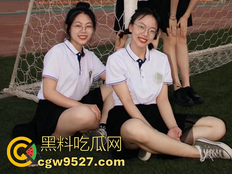 四川攀枝花女校，眼镜骚母猪【罗俊萌】，颜值一般但身材傲人，大奶肥臀性瘾骚逼，约炮视频被曝光！  第7张