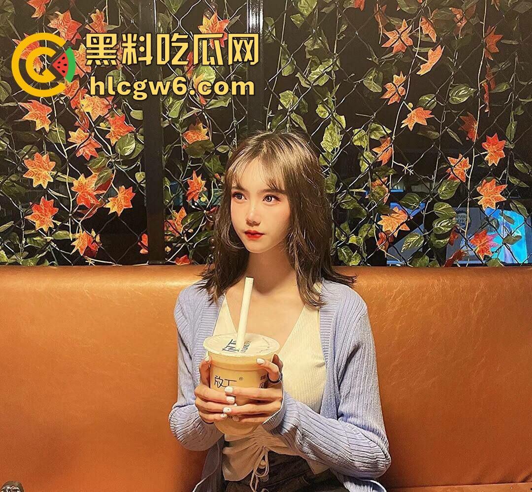 北京小情侣实习狗带劲！大四毕业刚进大厂就敢公厕开舔，回家脱光干到天亮，一晚上五次直接把女朋友腿干软！  第4张