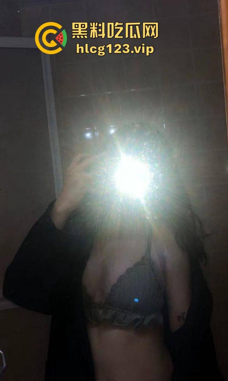 台湾萌系学生妹[刘美岐]啪啪自拍流出！短发俏皮，胸大无脑，男友爆射全身！  第15张