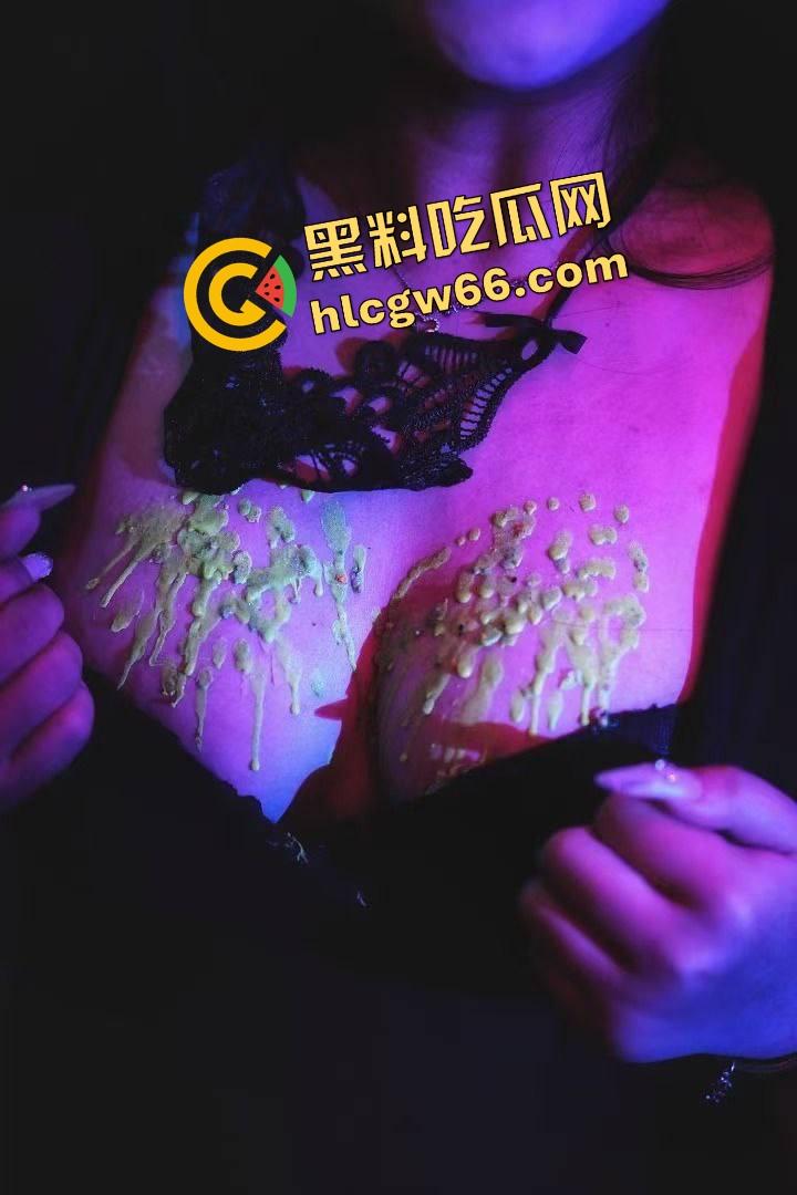 武汉SM酒吧爆料，妹子免费男得500，可吊起来抽逼、滴蜡捆绑全套伺候，M妹排队等调教！  第7张