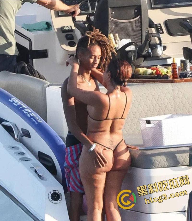 国外大瓜!奥斯卡影帝儿子『贾登史密斯』出轨女模特奥帕特 游艇激情相拥! 第3张 国外大瓜!奥斯卡影帝儿子『贾登史密斯』出轨女模特奥帕特 游艇激情相拥! 第3张