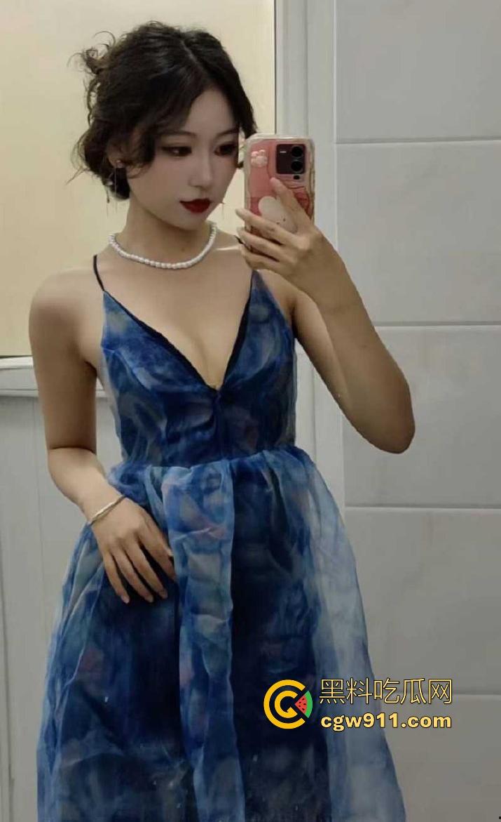 四川美术学院极品学姐【王芷情】与金主约炮被男友报复曝光私拍，性感骚货，极致后入爽到激烈抽搐！  第3张