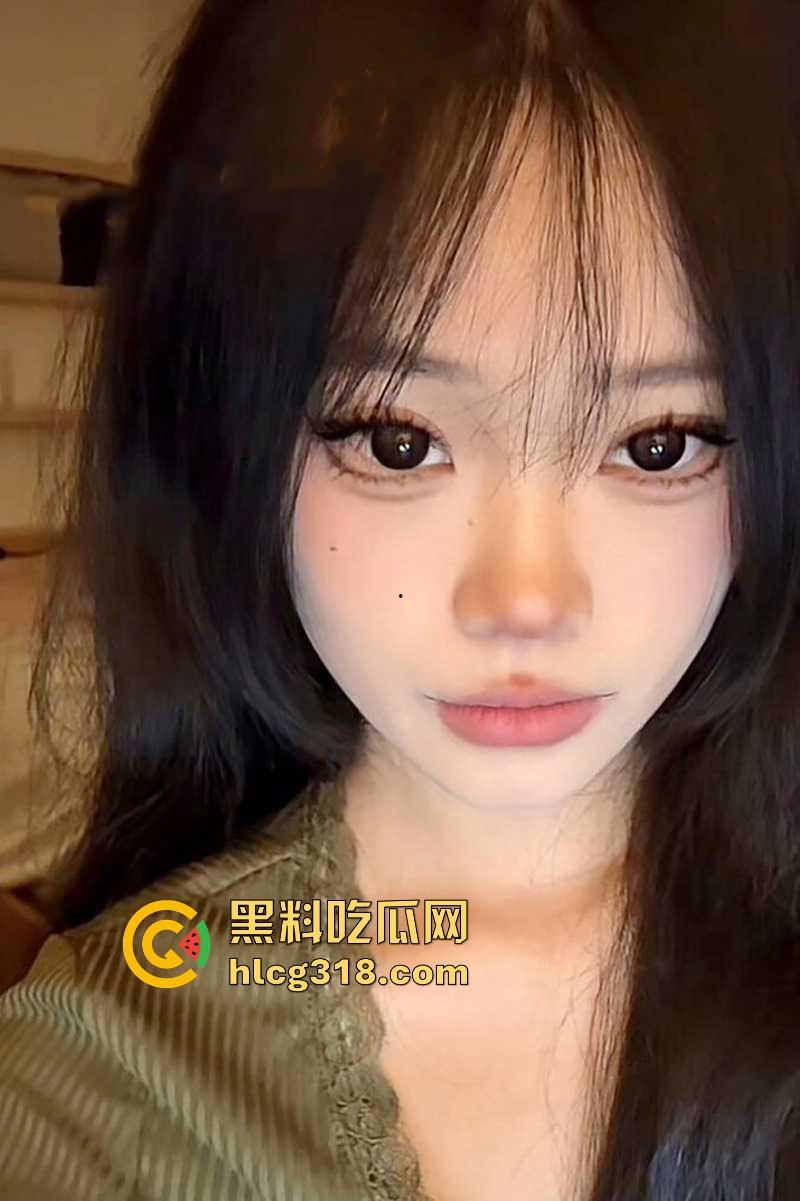 UCL硕士留学生【苏雯琪】高颜值巴西牛排被白人男友疯狂抽插视频曝光 激烈大战白浆流一床！  第2张