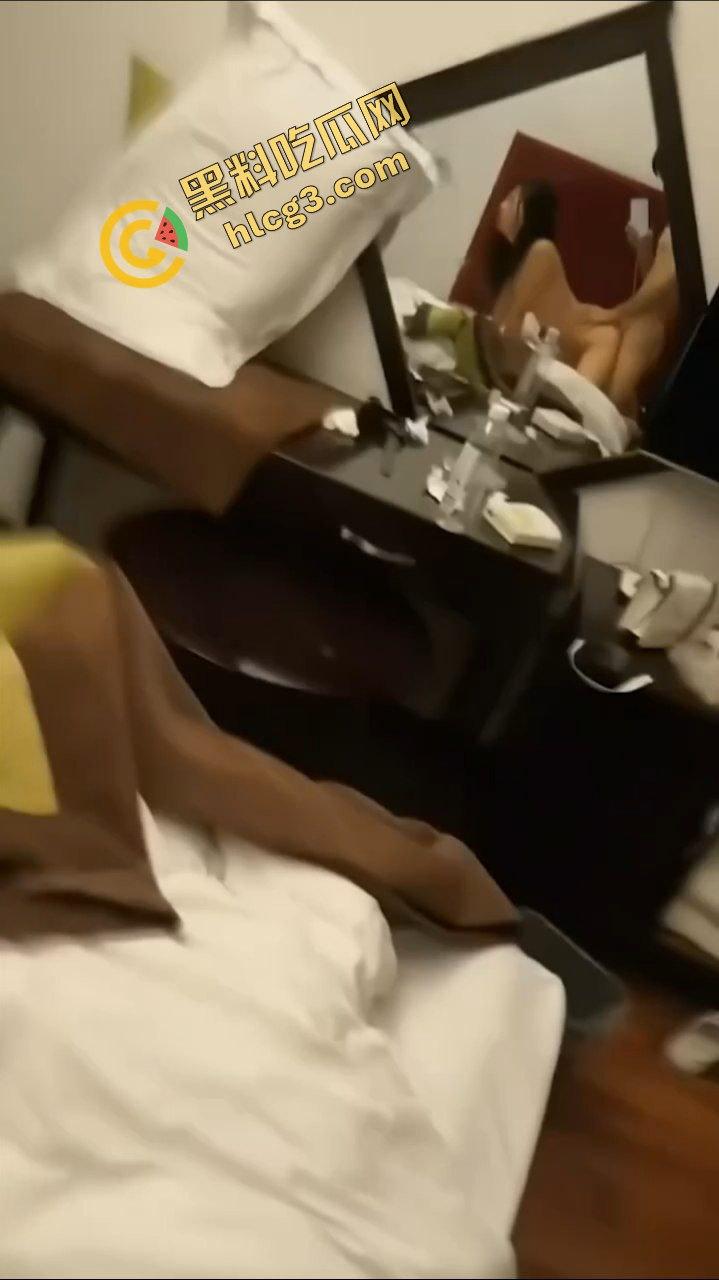 西南大学新闻传媒学院『张茜茜』为帮家里还债 下海做鸡低价包养 上床视频流出  第4张