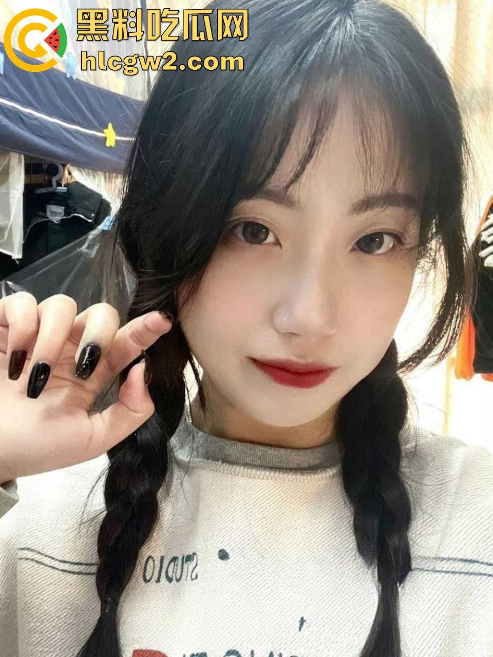 湘潭大学00后学霸【孟晓琳】白天乖学生，晚上成疯狂小母狗，背后秘事吓死人！  第2张