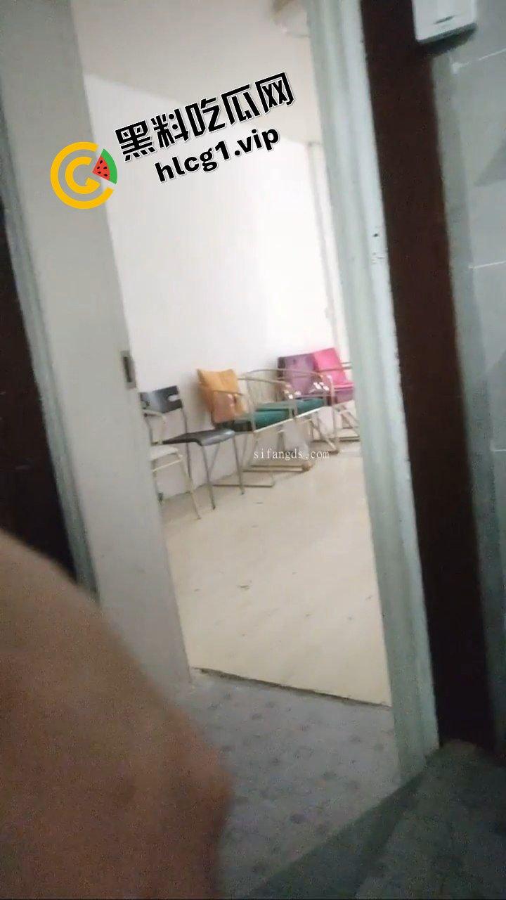 青岛大神真实探店！JK站街鸡婆只需260即可各种爆操！全程高燃！  第2张