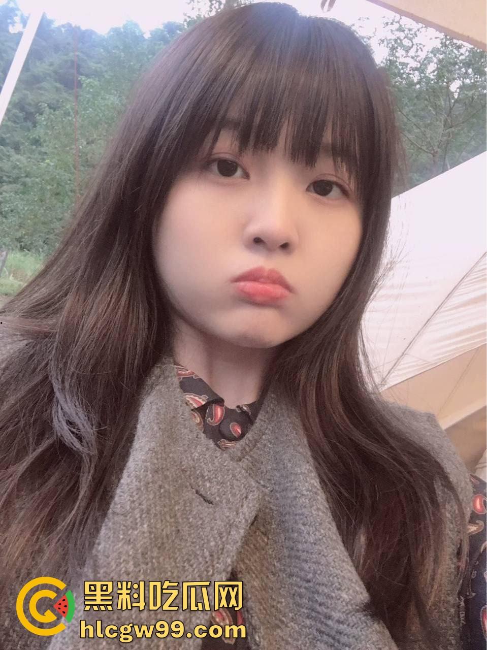 广东江门技校BBW骚母狗【区淑欣】36D巨乳先天骚母狗圣体实锤，各种情趣套装露出，高潮喷到腿软！  第3张