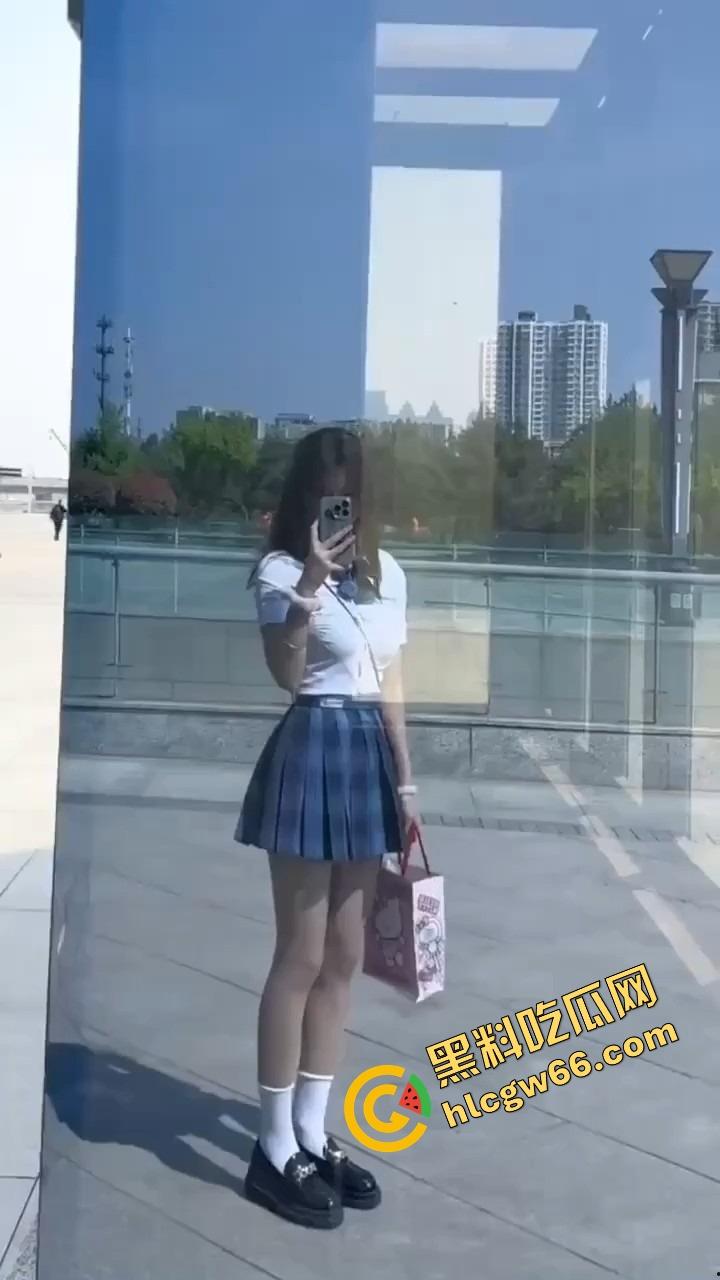 唐山矿老板建逼窝豪宅，后花园成性奴编队基地，学生女仆排队轮着供操，花样口交内射全包！  第2张