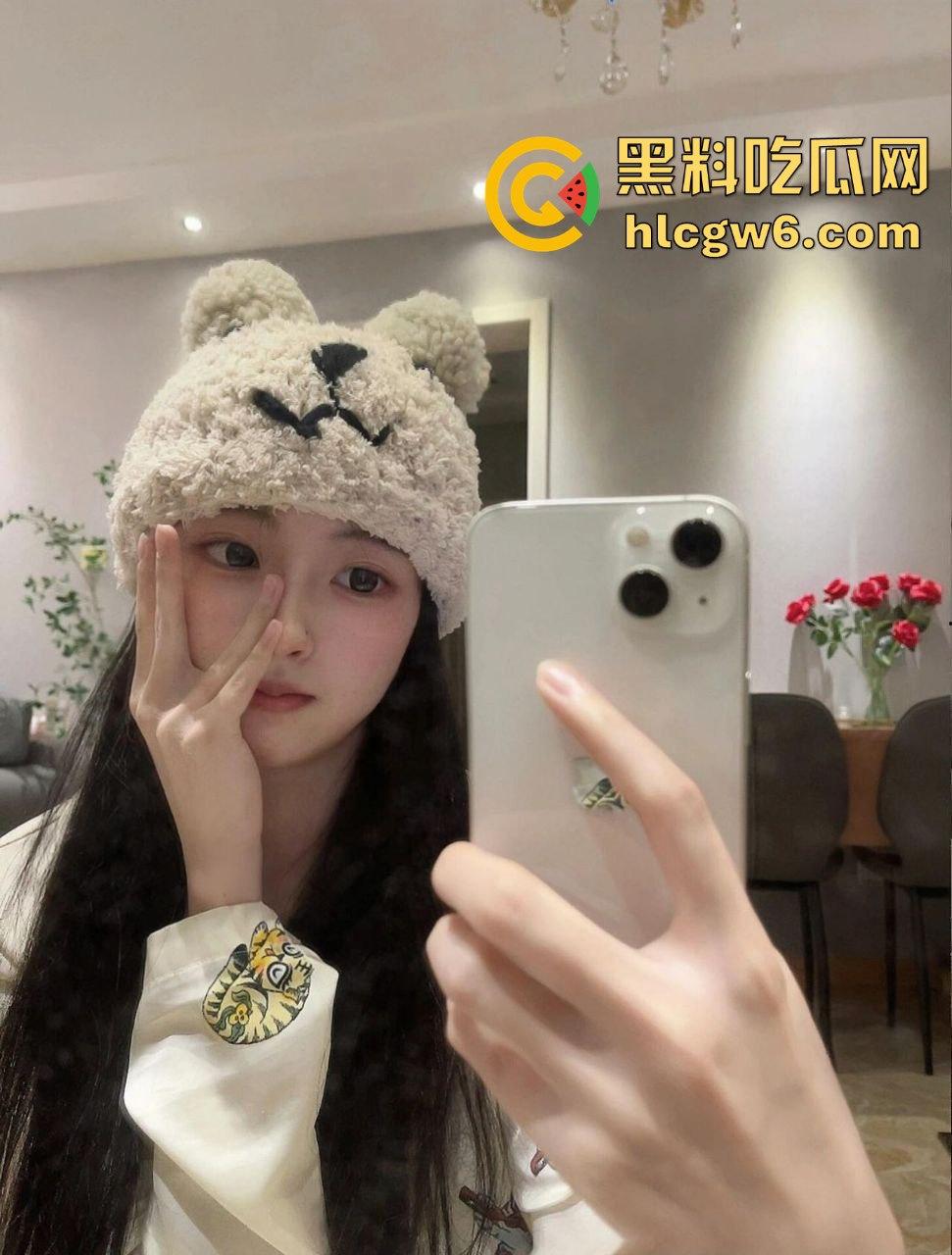 广西南宁闹市街头上演车震狂欢 屁股暴露还敢女上位 骑得像浪头拍岸 爷们一边开车一边猛操 高手在民间！  第12张