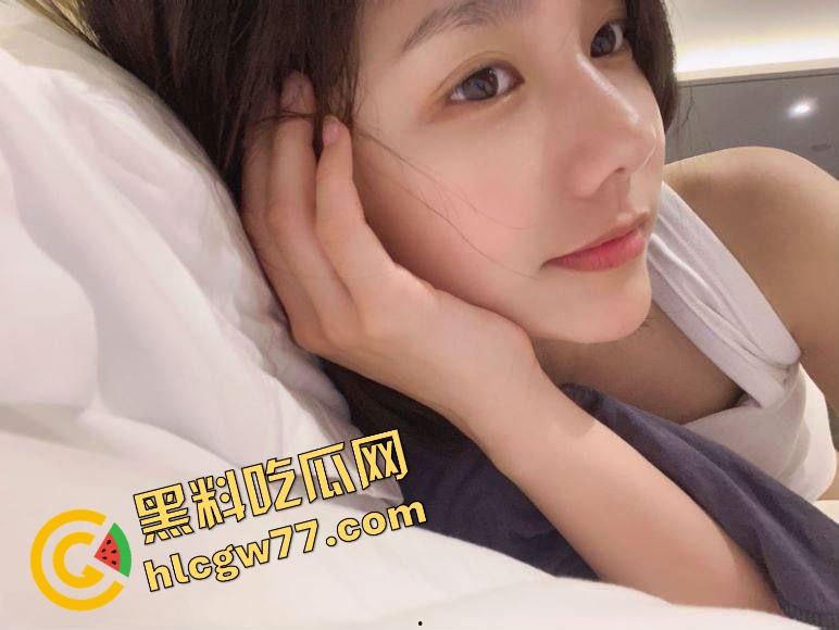 华东浦东便利店『苏娜』酒吧厕所给人吹,舔得膝盖跪出印子,分手后彻底放飞成花木路野玫瑰! 第6张 华东浦东便利店『苏娜』酒吧厕所给人吹,舔得膝盖跪出印子,分手后彻底放飞成花木路野玫瑰! 第6张