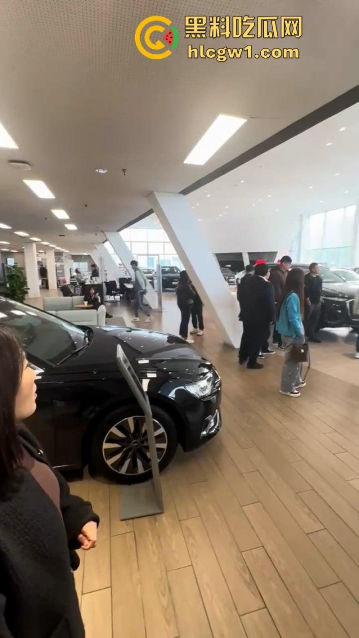 天津永濠奥达4s店关门卷款跑路 现场汽车无人问津 进口车现在这么惨吗？  第10张